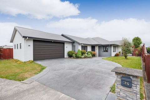 35 Pegasus Place, Kelvin Grove, Palmerston North