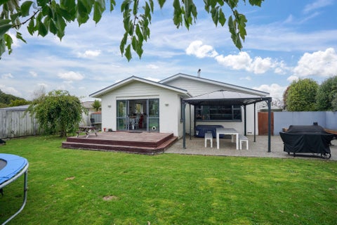 64 Watt Road, Otatara