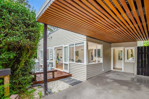 537 South Titirangi Road, Titirangi, Auckland