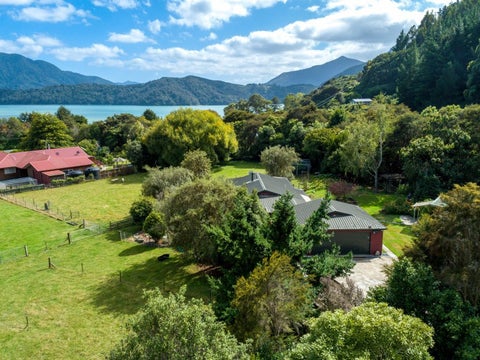 734 Kenepuru Road, MAHAU SOUND