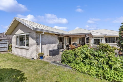 1 Monterosso Place, Paraparaumu Beach, Paraparaumu