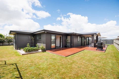 9 Kanzan Grove, Maewa, Feilding