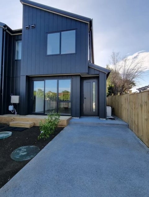 2A Dianne-Louise Drive, Half Moon Bay, Auckland