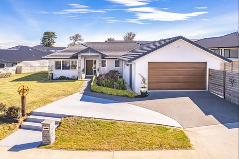 34 Tirimoana Place, Otamatea, Whanganui