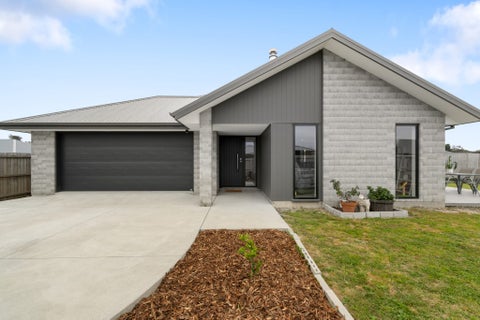 37 Lunn Crescent, Leeston, Leeston