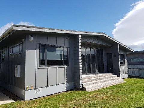 215B The Square, Whangamata