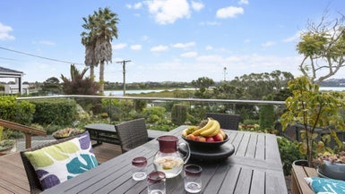 13 The Terrace, Herald Island, Auckland