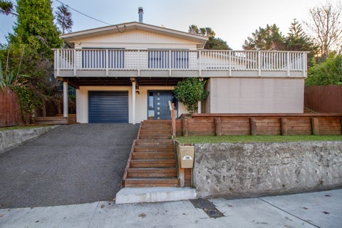 180 George Street, Stokes Valley, Lower Hutt