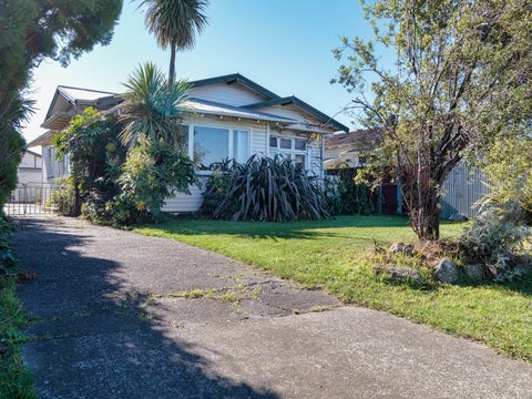 804 Queen Street East, Parkvale, Hastings