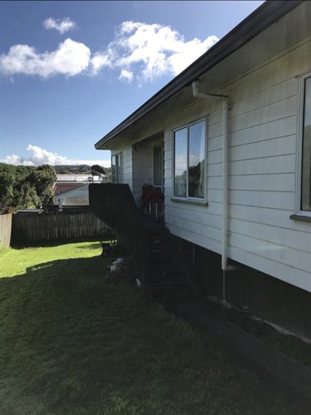 2/15 Kirklow Place, Goodwood Heights, Auckland