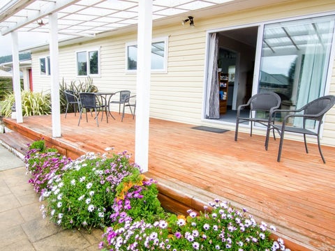 16 Spackman Crescent, Paraparaumu