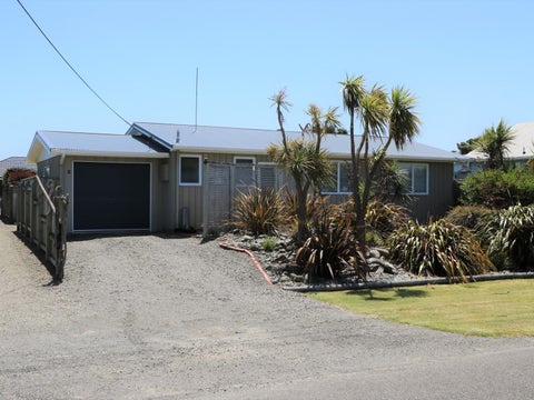 9 Barber Street, Foxton Beach, Foxton