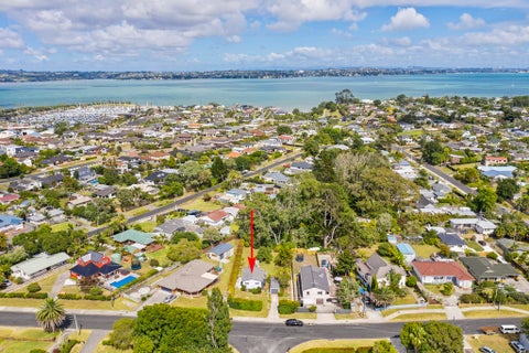 6 Sunkist Bay Road, Beachlands, Auckland