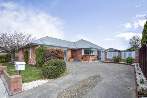 15 Giles Place, Shirley, Christchurch