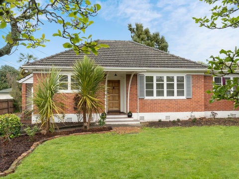 33 College Street, Masterton