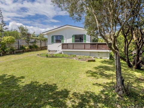 6 Titoki Road, Waikanae Beach, Waikanae