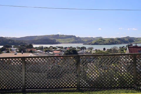 10B Long Street, Raglan, Raglan