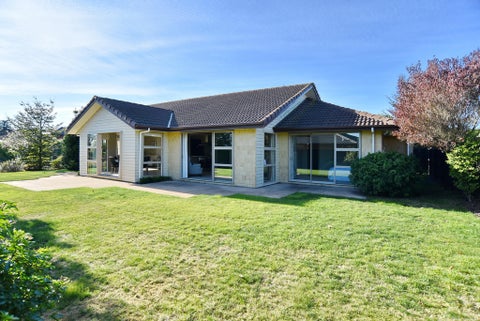 10 Rothesay Road, Parklands, Christchurch