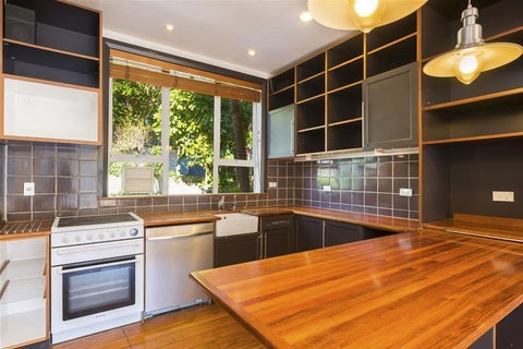 19 Sussex Street, Picton