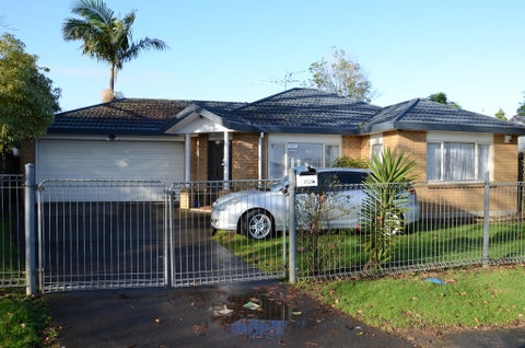 127 Settlement Road, Papakura, Papakura
