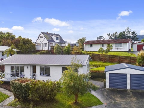17 Whitechapel Grove, Stokes Valley, Lower Hutt
