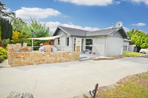 100 Molyneux Avenue, Cromwell, Cromwell