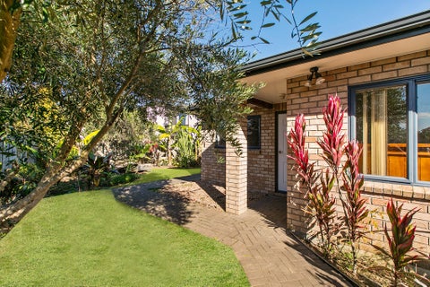 6/11 Lawford Place, Mangere, Auckland