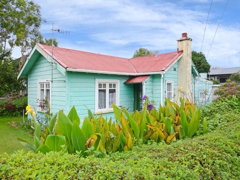 1 Charles Street, Belmont, Lower Hutt