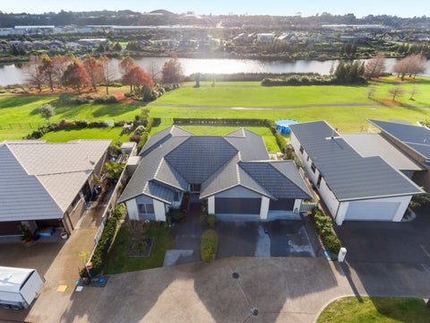18 North Bay Road, Pyes Pa, Tauranga