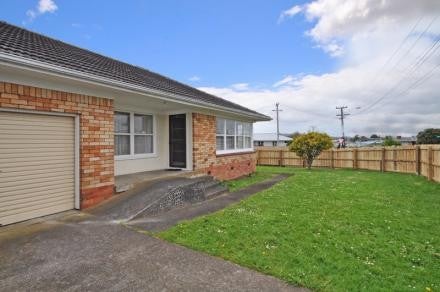 1/2A HOLLINBRIGG PL, Manurewa, Auckland