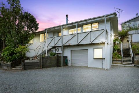 98 Lord Street, Stokes Valley, Lower Hutt