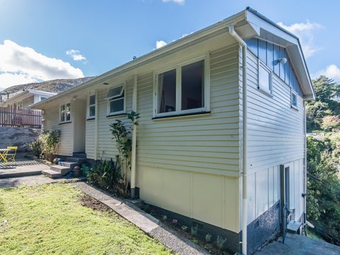 139 Parkvale Road, Karori, Wellington