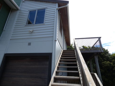 2/40 Ayton Drive, Totara Vale, Auckland