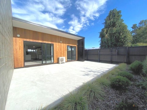8A Holmes Street, Waimate, Waimate