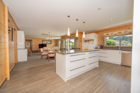 14 Robin Azariah Place, Te Kuiti