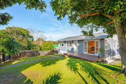 43 La Rosa Street, Green Bay, Auckland