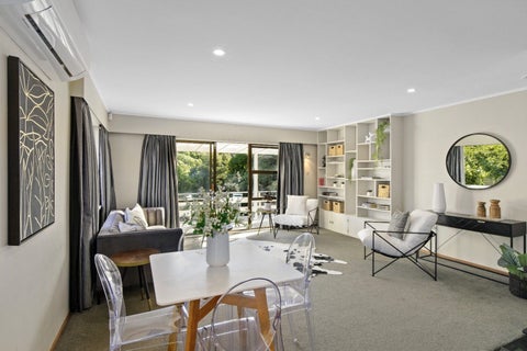 10 Palm Grove, Belmont, Lower Hutt