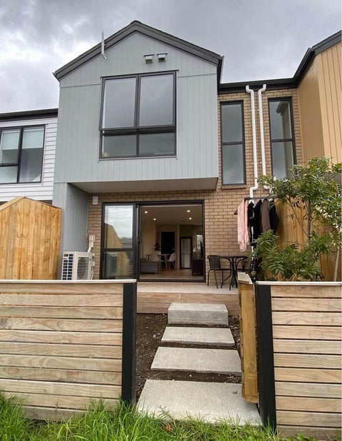2/103 Flanshaw Road, Te Atatū South, Auckland
