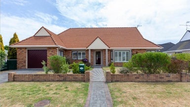 113 Hillcrest Road, Raumati Beach, Paraparaumu