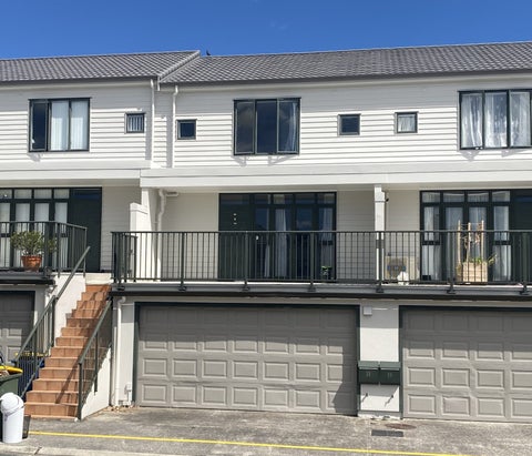 38/1 Ambrico Place, New Lynn, Auckland