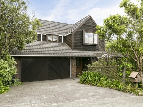 11 Ellwood Place, Churton Park, Wellington