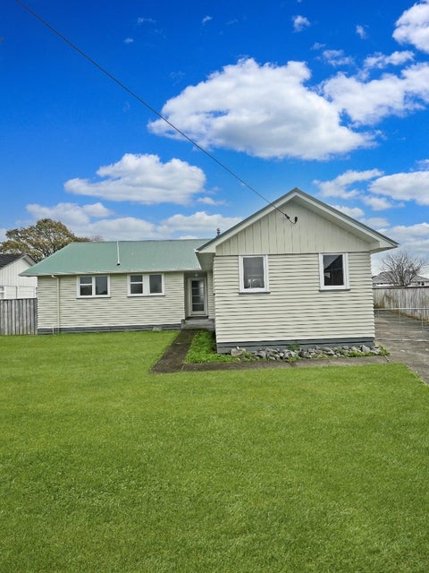 31 Hudson Avenue, Bulls