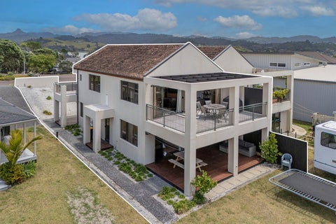 173B Vista Paku, Pauanui
