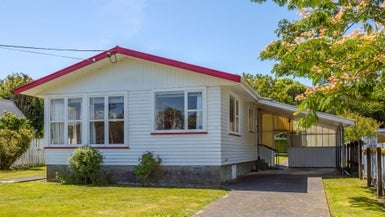 33 Fox Street, Featherston
