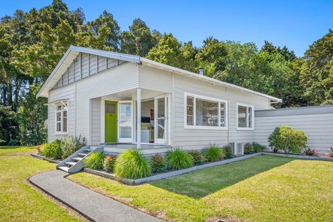 34 Awanui Crescent, Matakana, Matakana