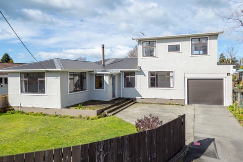 14 Armstrong Avenue, Carterton