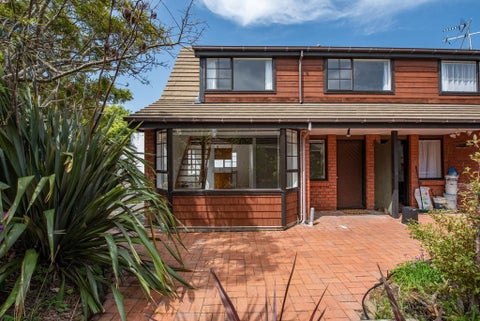 5/136 Karori Road, Karori, Wellington