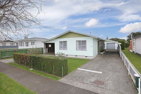 17 Derby Street, Feilding, Feilding