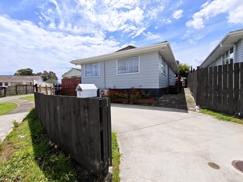 1 Auster Place, Mangere, Auckland