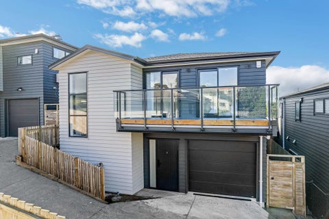 295B Sunset Road, Sunnynook, Auckland